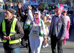 Rosenmontag In Jena Farbe Und Frohsinn Erlebte Winzerla 02
